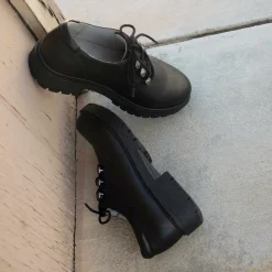 Resa Black Shoe