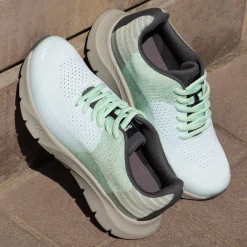 Revl Bio-Mint Shoe
