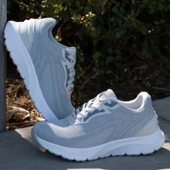 Rize Whinstone Shoe