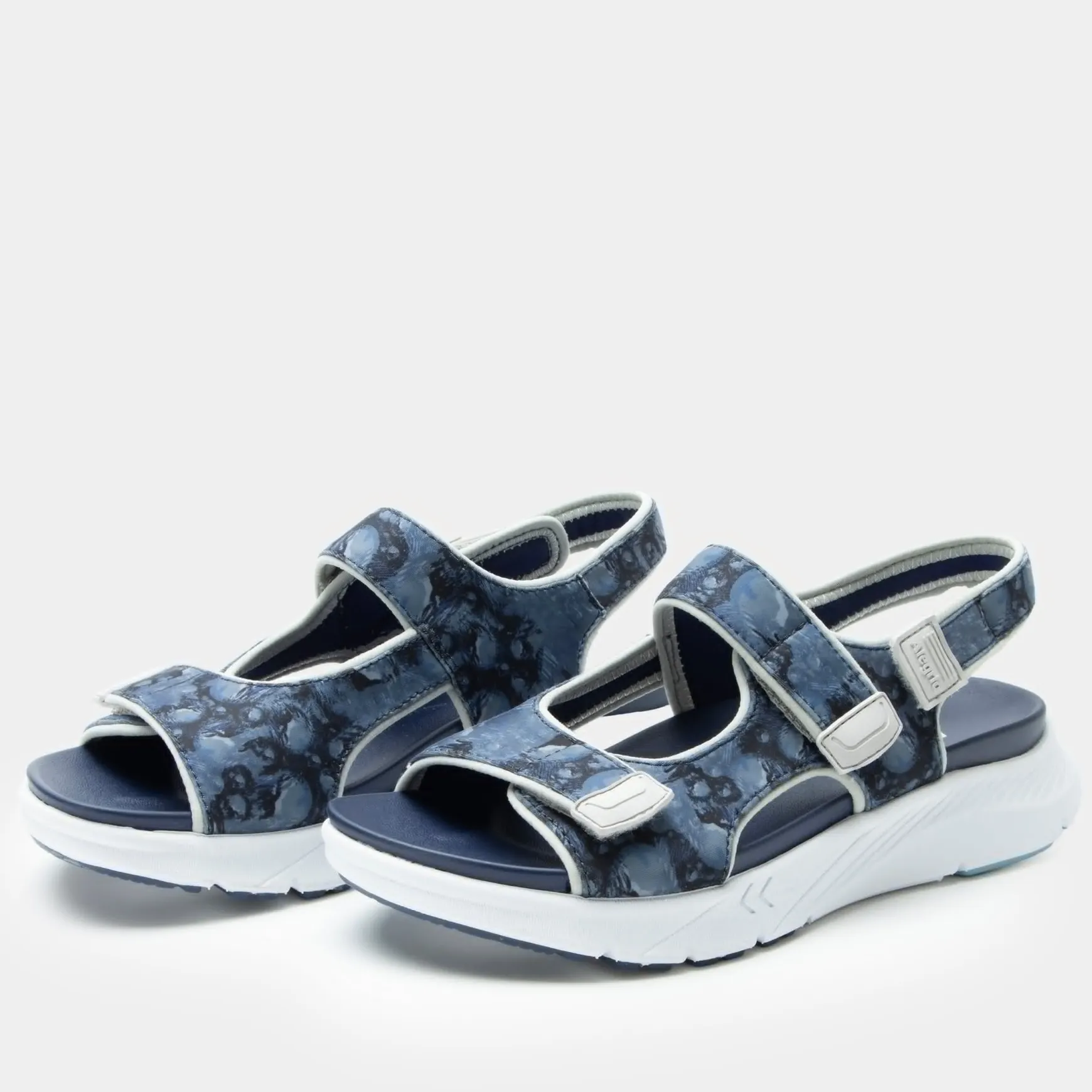 Sandie Midnight Oddity Sandal