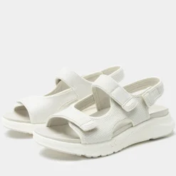 Sandie Shell Sandal