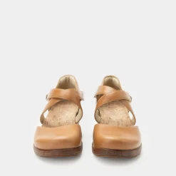 Savina Latte Shoe