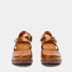 Savina Luggage Shoe