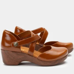 Savina Luggage Shoe
