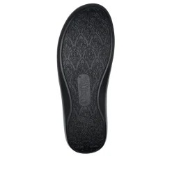 Savvie Black Shoe