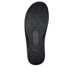 Savvie Odyssey Shoe