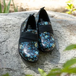 Savvie Passionate Shoe