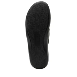 Savvie Passionate Shoe