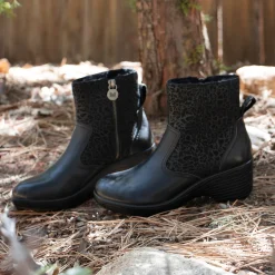 Scarlett Black Boot
