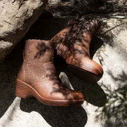 Scarlett Tawny Boot