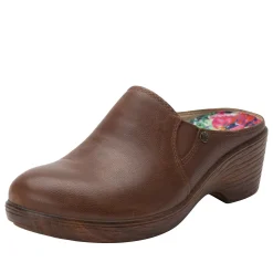 Sereniti Aged Cognac Shoe