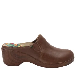 Sereniti Aged Cognac Shoe