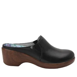 Sereniti Obsidian Shoe