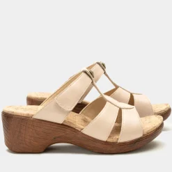 Shantal Oat Sandal