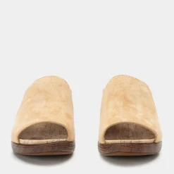 Shilaine Stretch Naturally Sandal