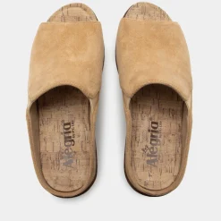 Shilaine Stretch Naturally Sandal