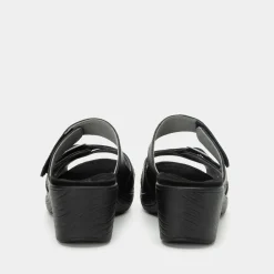 Sierra Coal Sandal