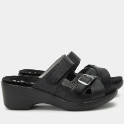 Sierra Coal Sandal