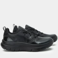 Solstyce Black Out Shoe