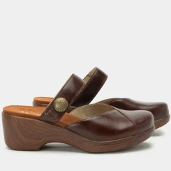 Sydni Mahogany Shoe