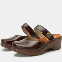 Sydni Mahogany Shoe
