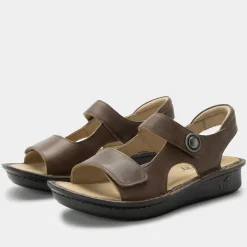 Vallie Stones Throw Sandal