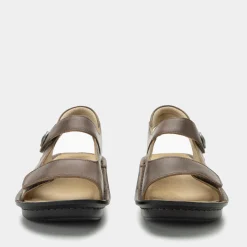 Vallie Stones Throw Sandal