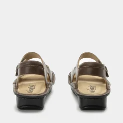 Vallie Stones Throw Sandal