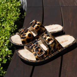 Verah Granimal Sandal