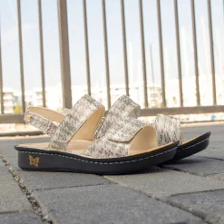 Verona Sassy Earth Sandal