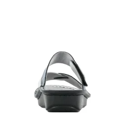 Victoriah Glimmer Glam Sandal