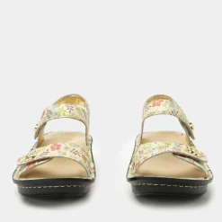 Vienna Good As Gold Sandal