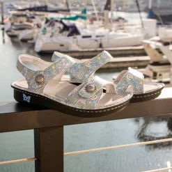 Vienna Smooth Jazz Sandal