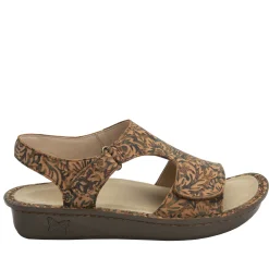Viki Country Road Sandal