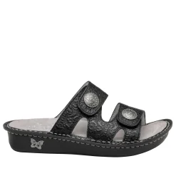 Violette Go For Baroque Sandal