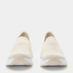 Waze Sand Shoe